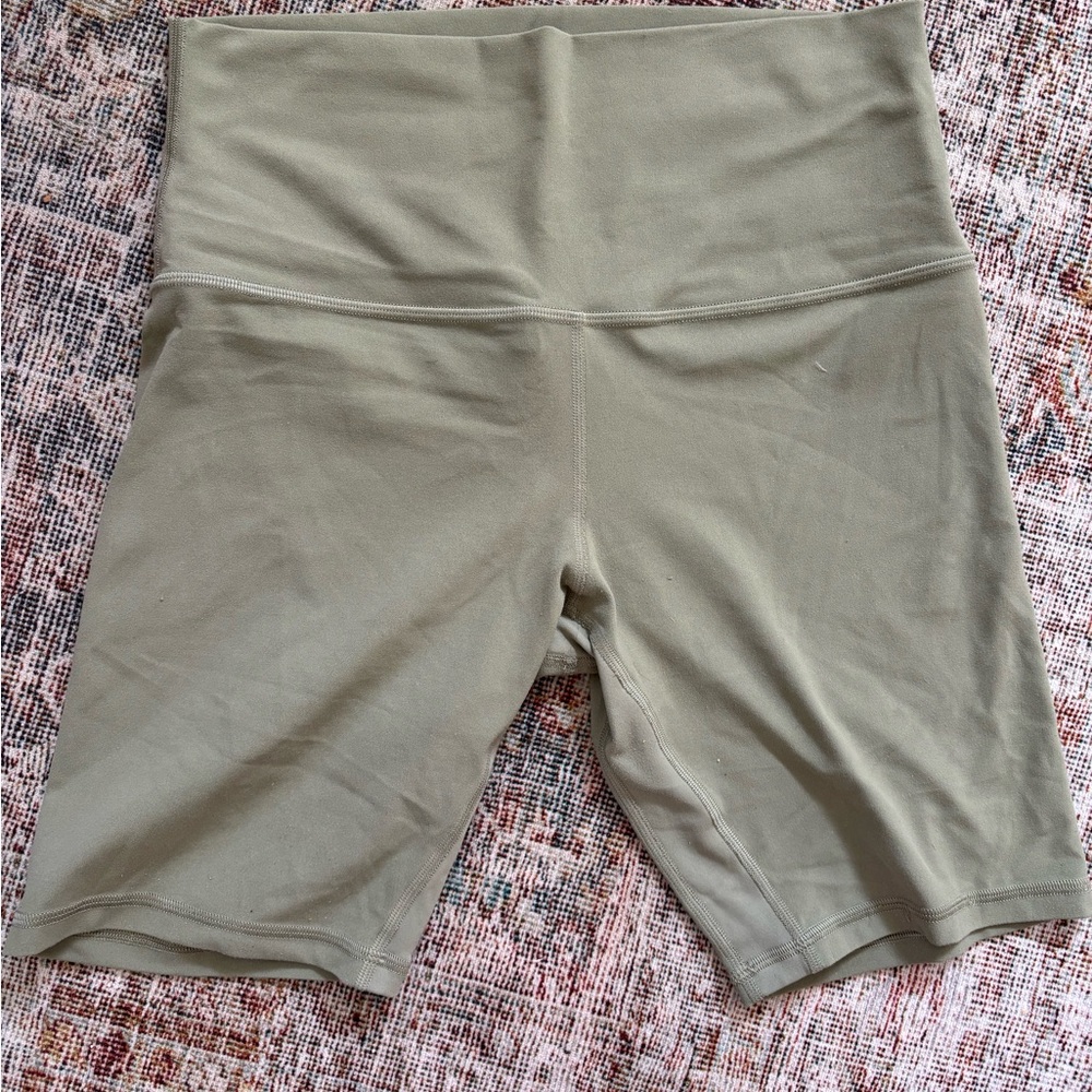 Lululemon Align High Rise Short 8”